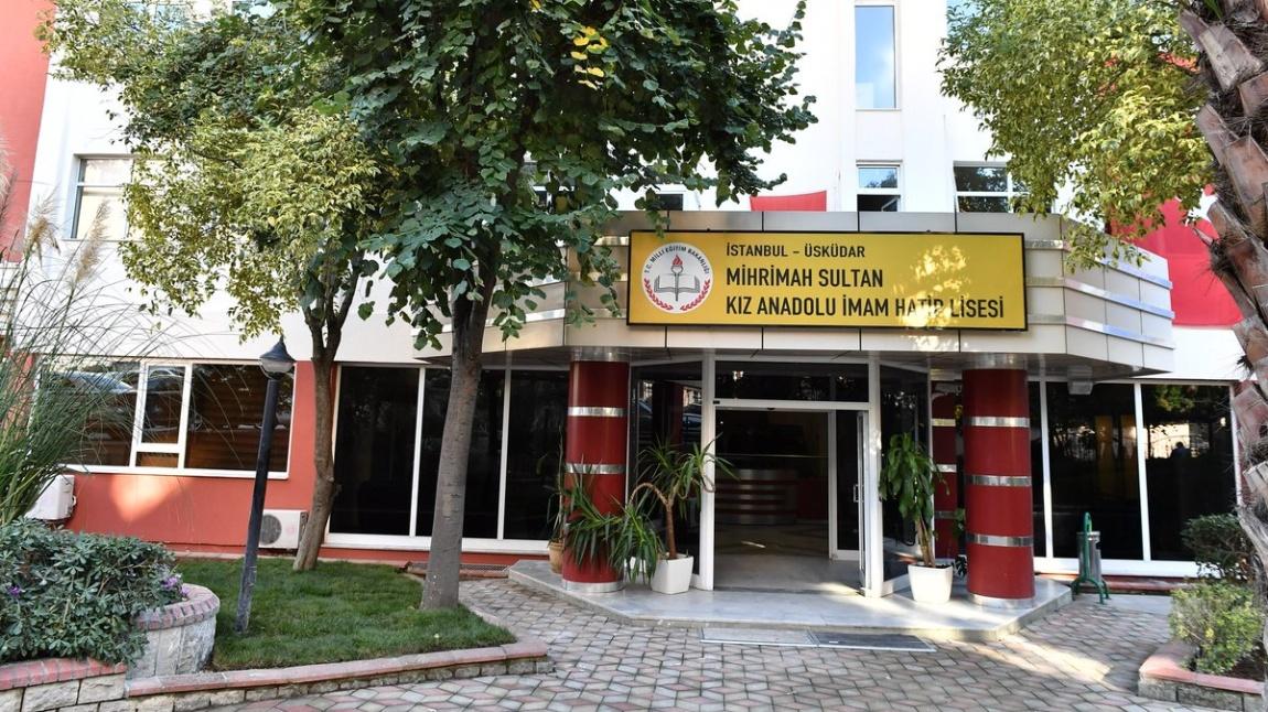 Üsküdar Mihrimah Sultan Kız Anadolu İmam Hatip Lisesi Fotoğrafı